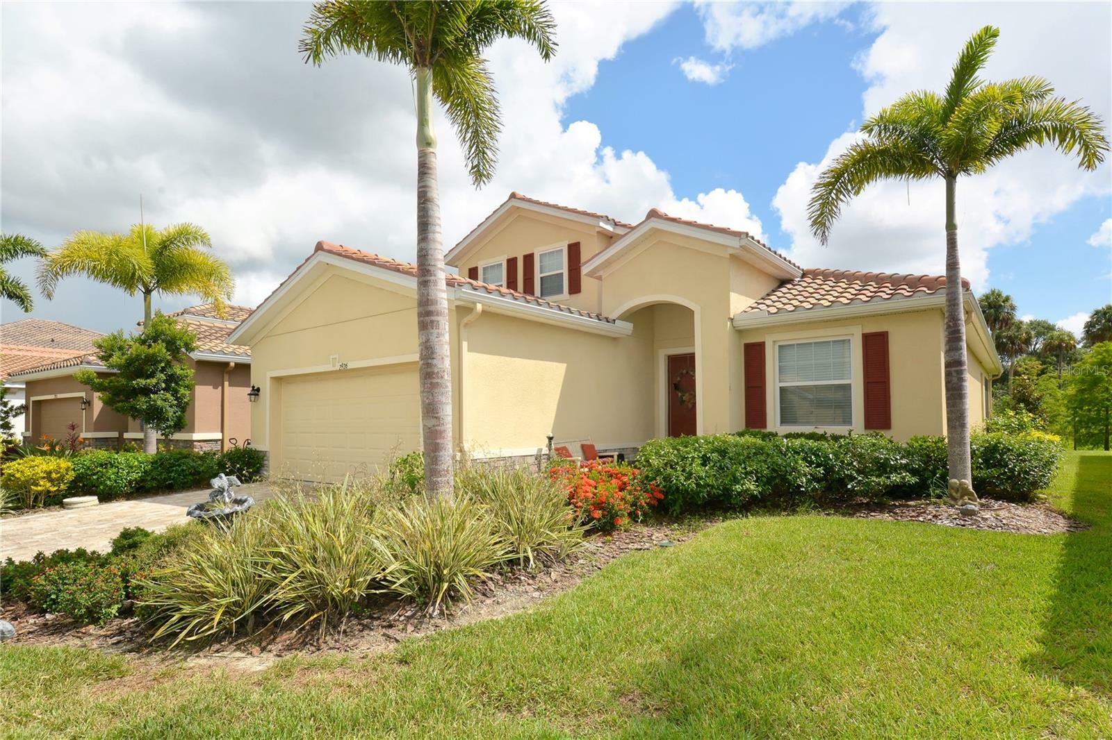 Property Photo:  2926 Esmeralda Drive  FL 34243 