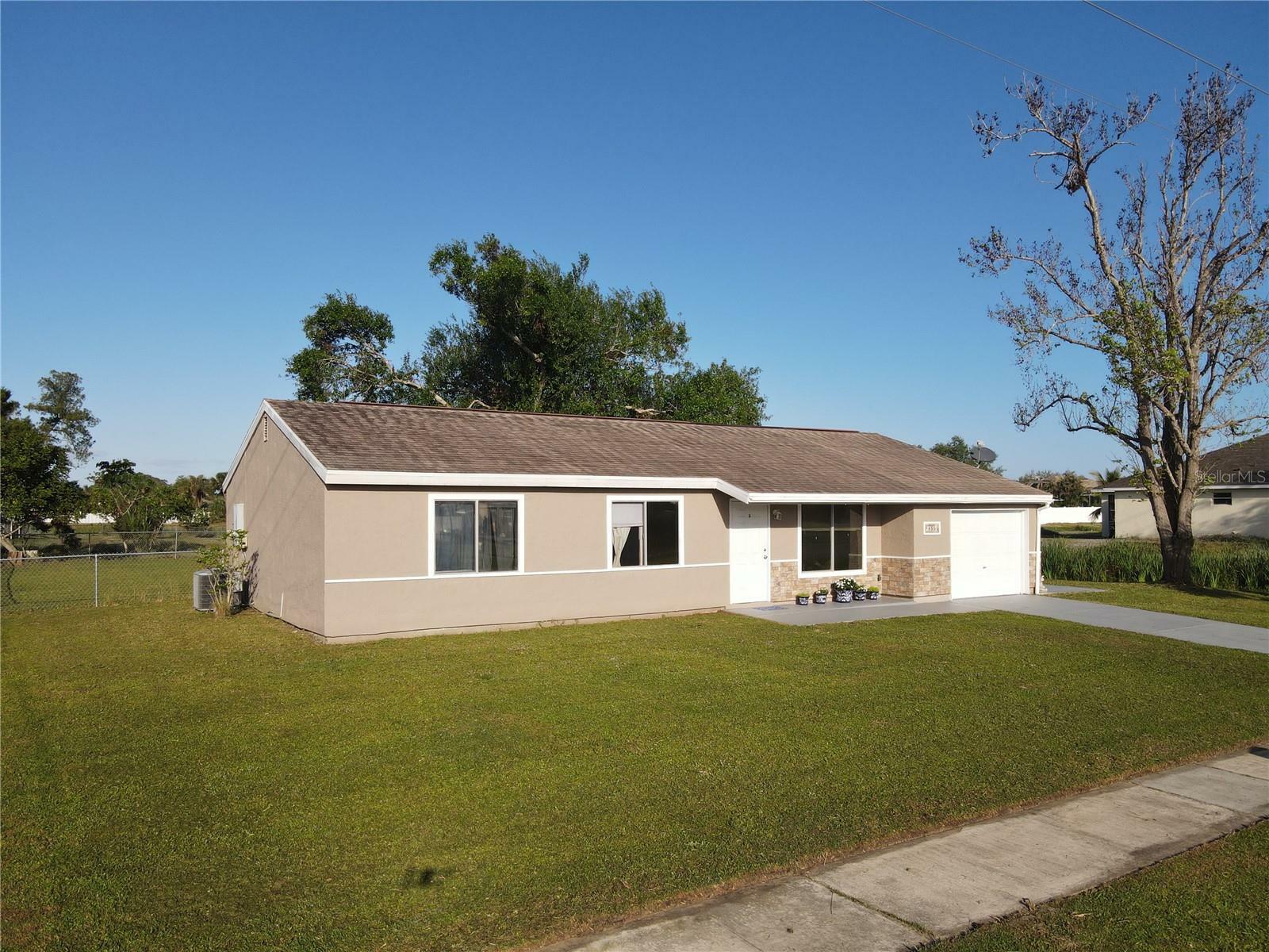 Property Photo:  2555 Pan American Boulevard  FL 34287 