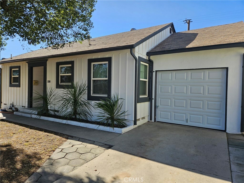 1396 Oakhurst Drive  San Bernardino CA 92404 photo