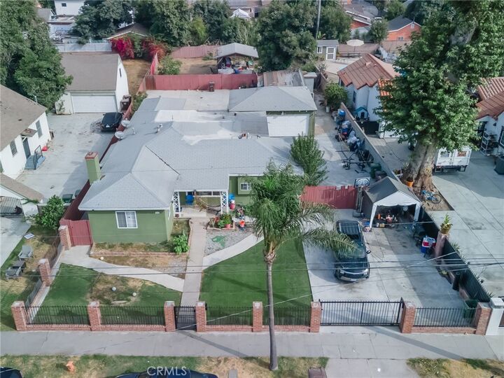 Property Photo:  1007 E Kay Street  CA 90221 