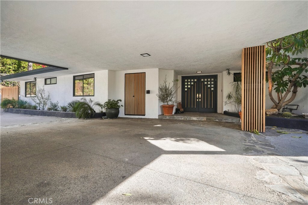 Property Photo:  10356 Claire Avenue  CA 91326 