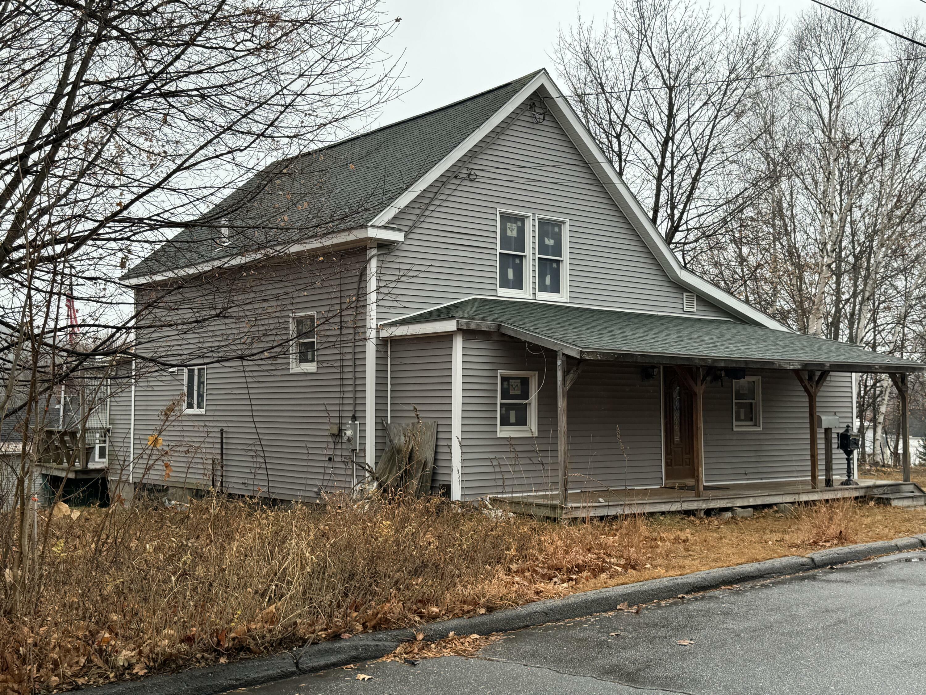 Property Photo:  633 Hillside Avenue  ME 04276 