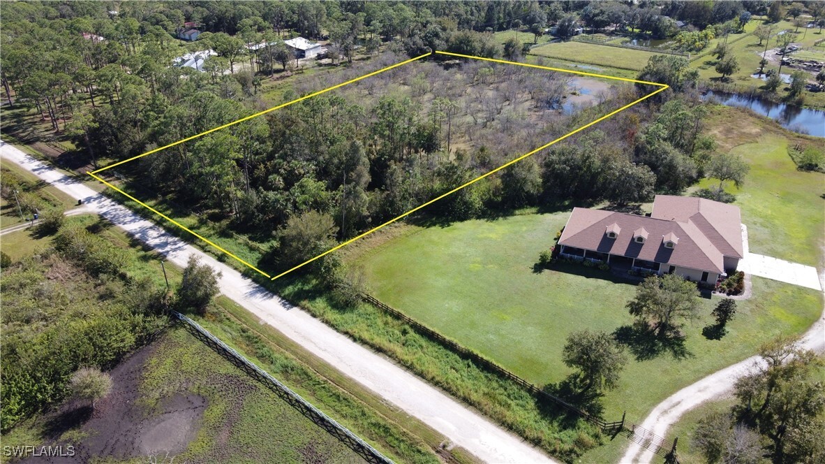 Property Photo: 9750 Quail Hollow Road FL 33917