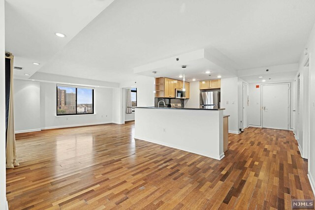 Property Photo:  700 1st Street 14H  NJ 07030 