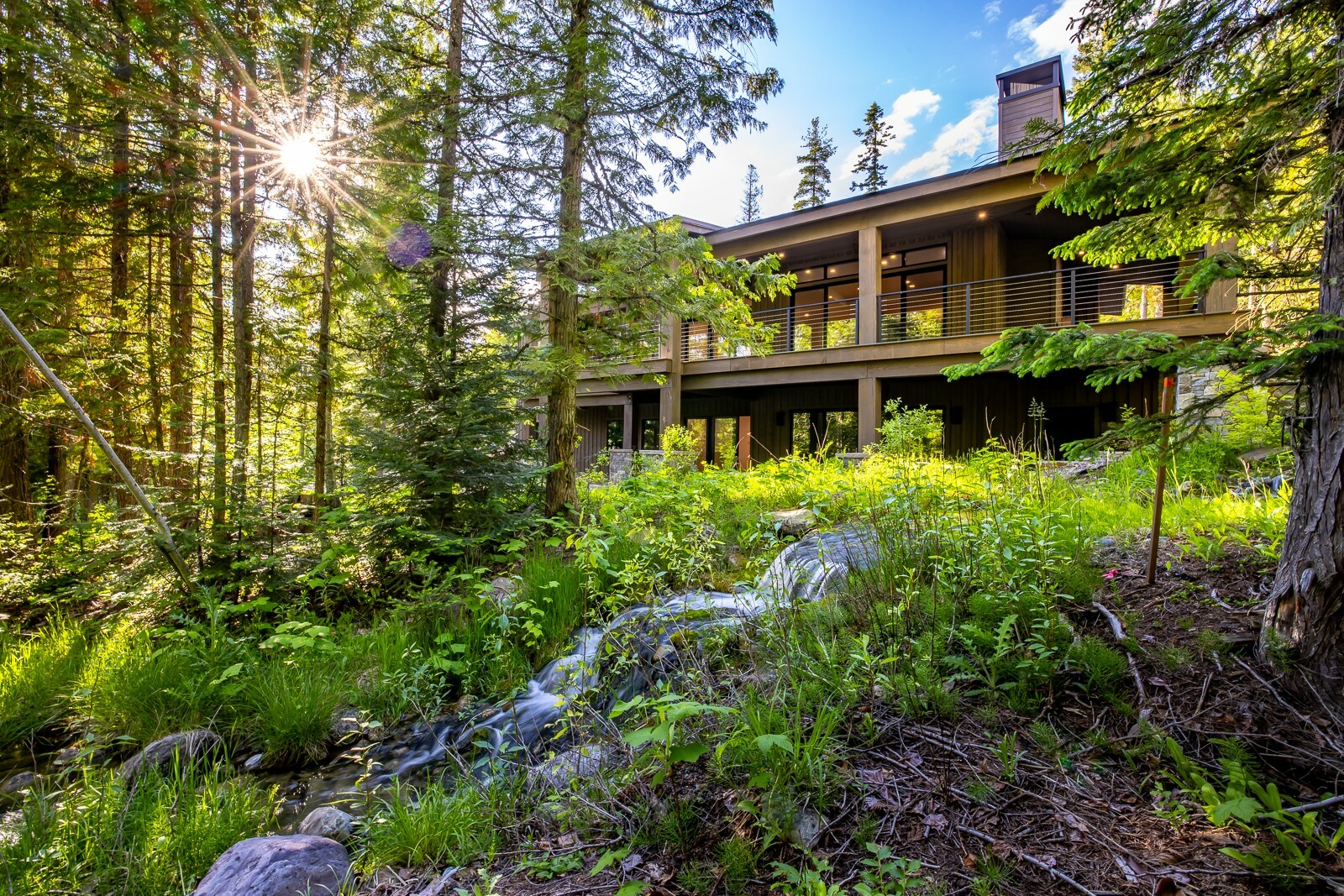 Property Photo: 92 Woodlandstar Circle MT 59937