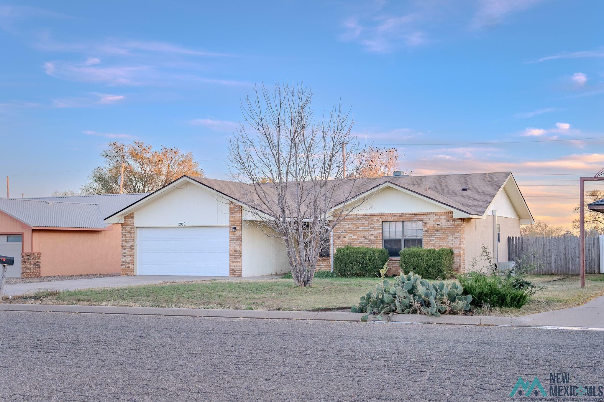 Property Photo:  1209 Purdue Avenue  NM 88101 