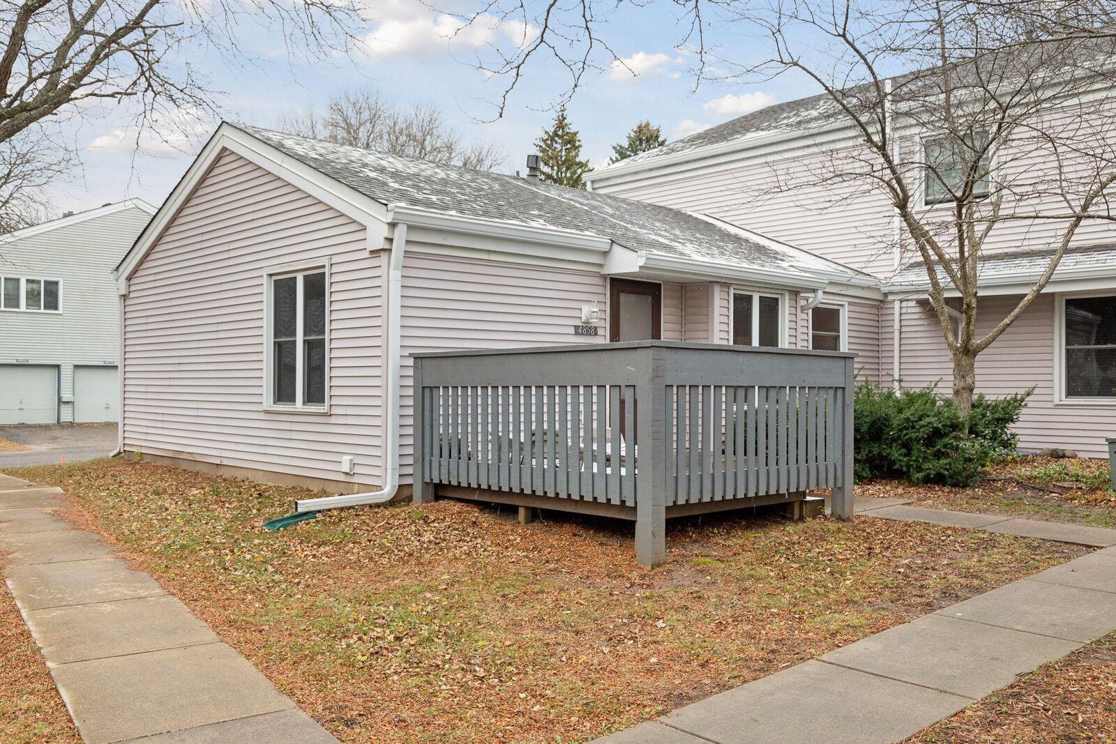 Property Photo:  4858 Grenwich Trail N  MN 55128 