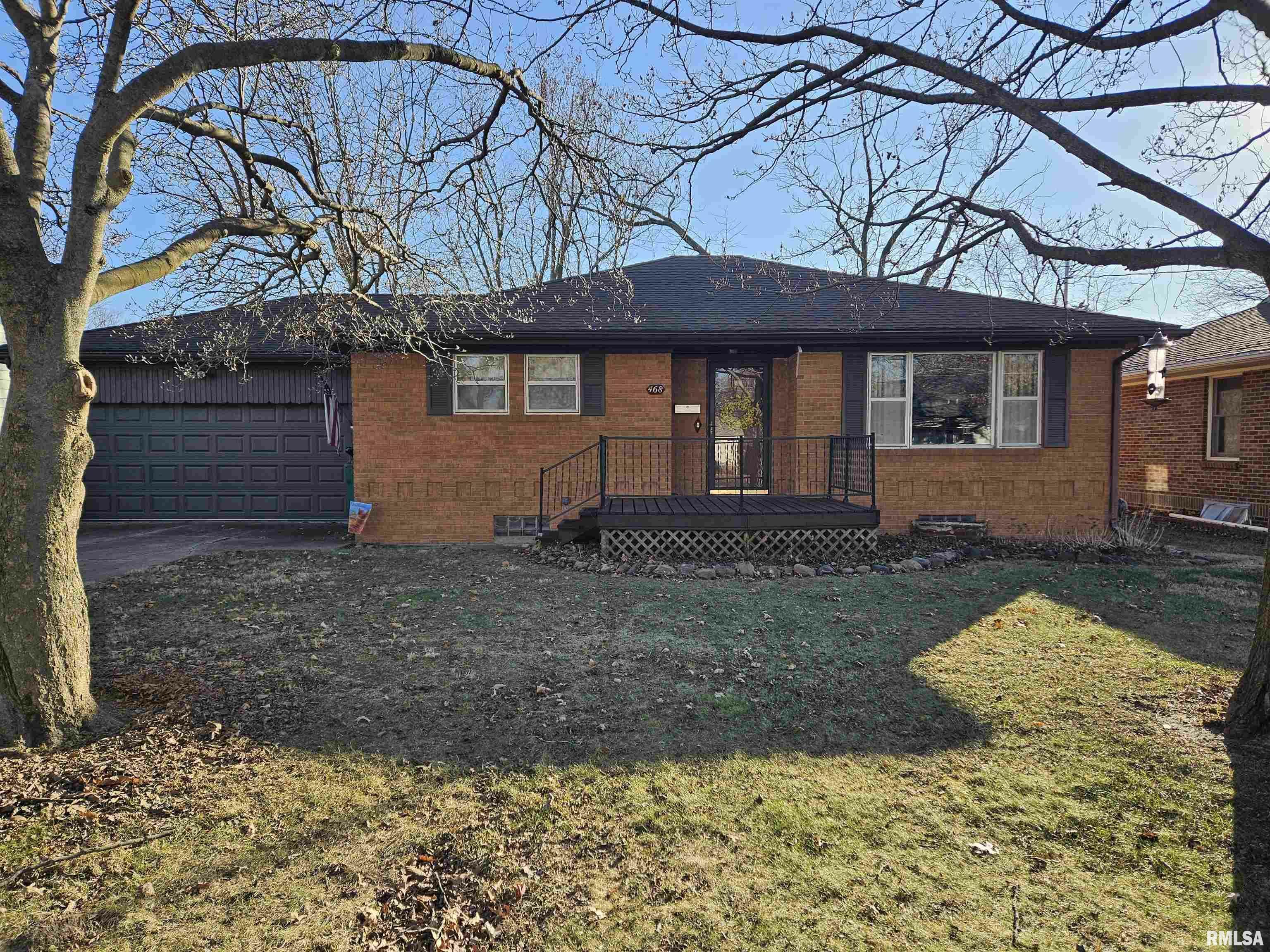 468 E Prospect Street  Farmington IL 61531 photo