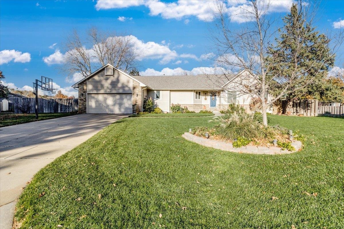 Property Photo:  7830 W Westlawn Ct  KS 67212 