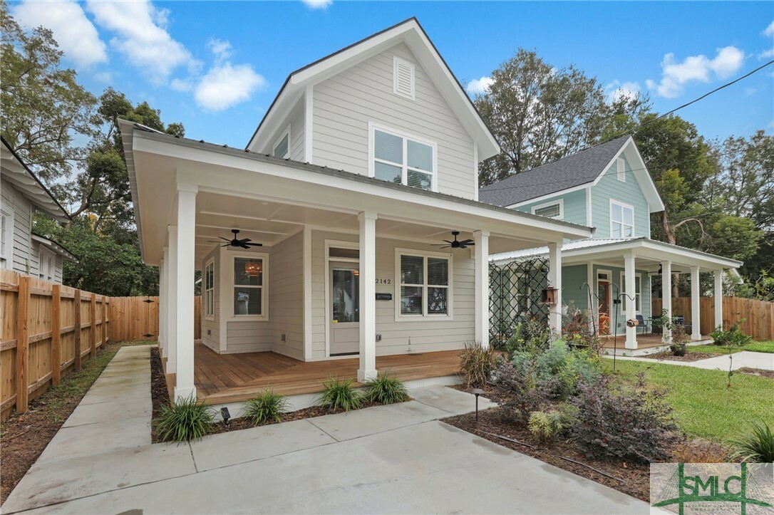 Property Photo:  2142 New York Avenue  GA 31404 