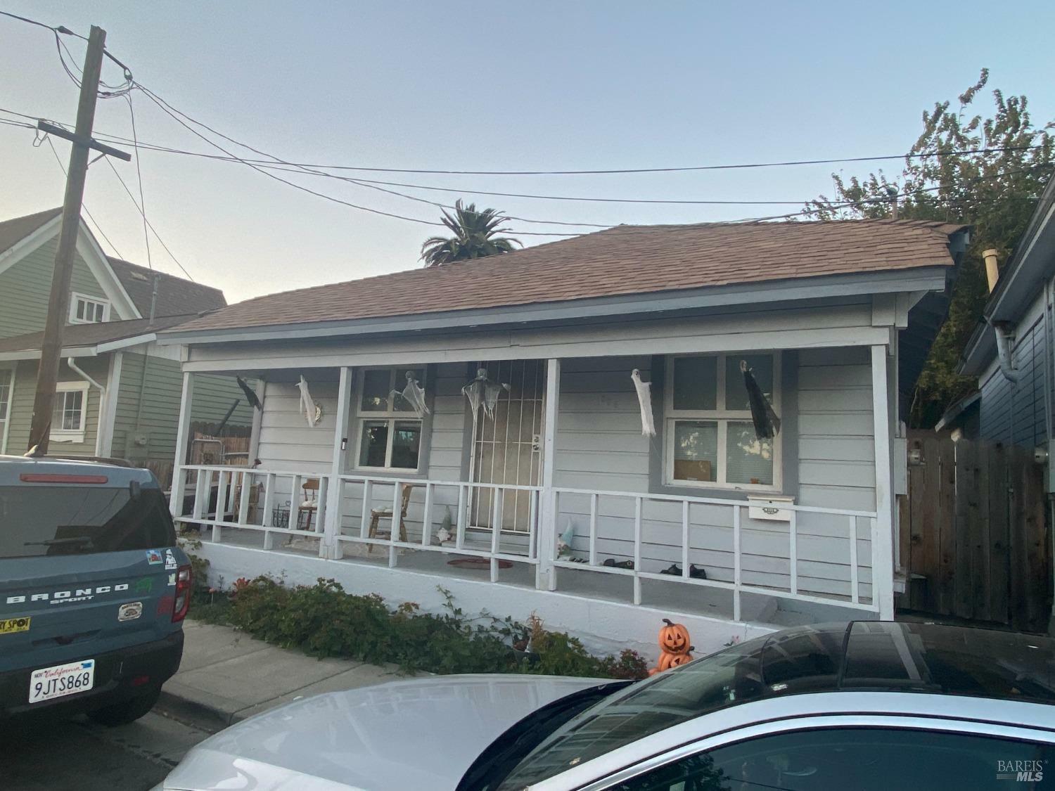 Property Photo:  306 308 Cordelia Street  CA 94585 