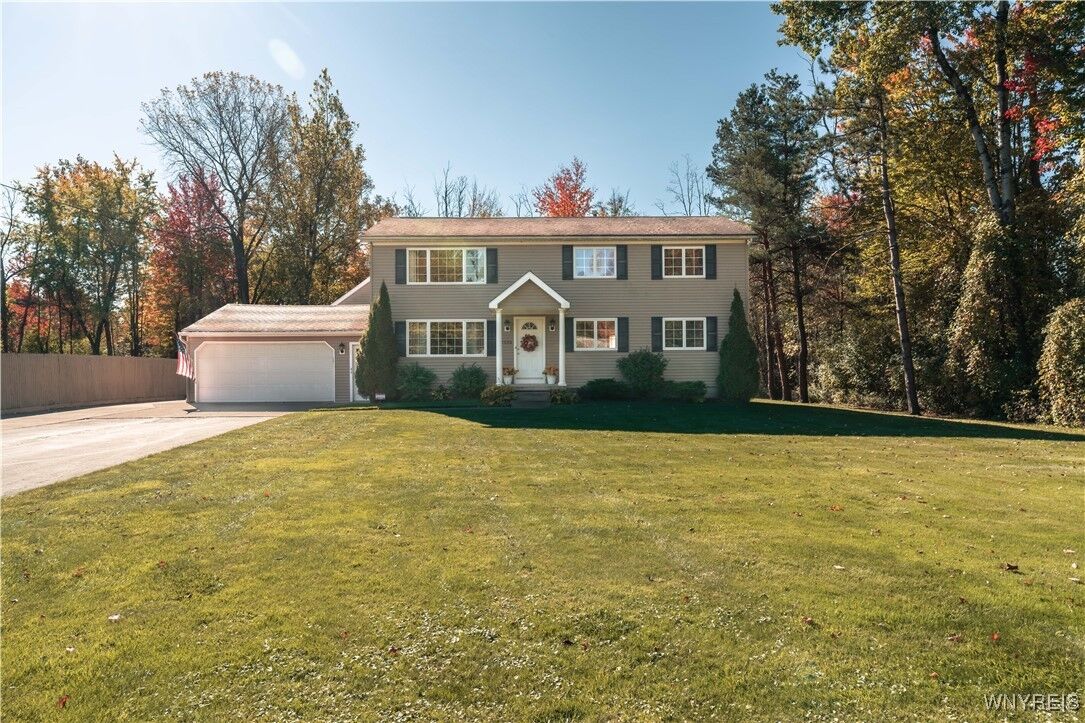 Property Photo: 2530 Hall Road NY 14086