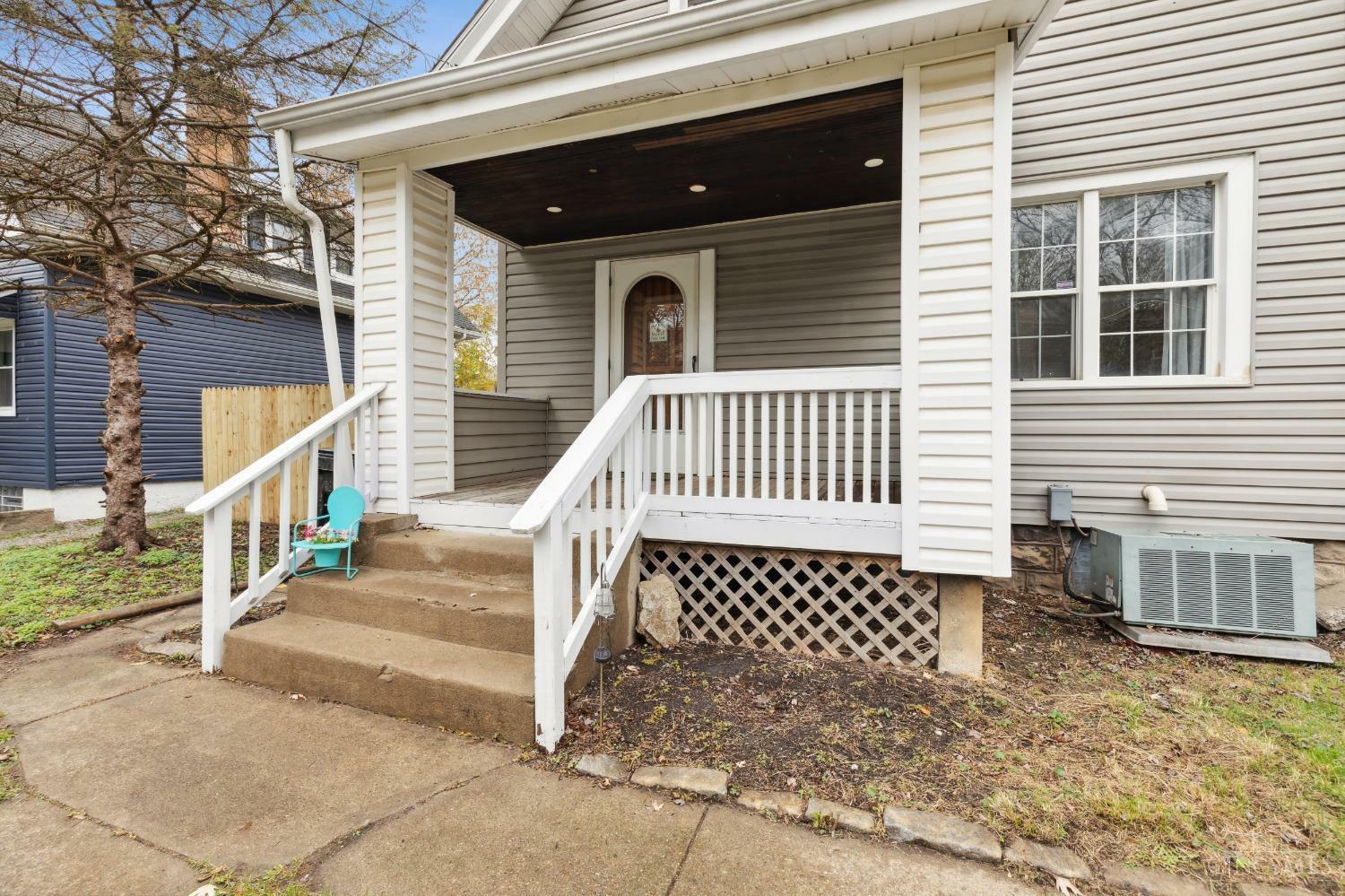 Property Photo:  4847 Greenwood Terrace  OH 45226 