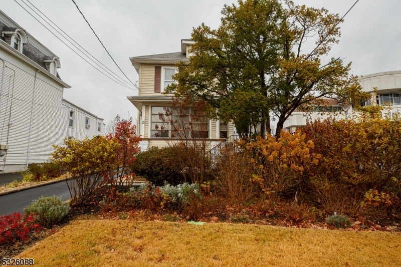 Property Photo:  25 E Henry St  NJ 07036 