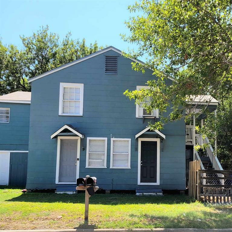 Property Photo:  827 1st Avenue  TX 77590 