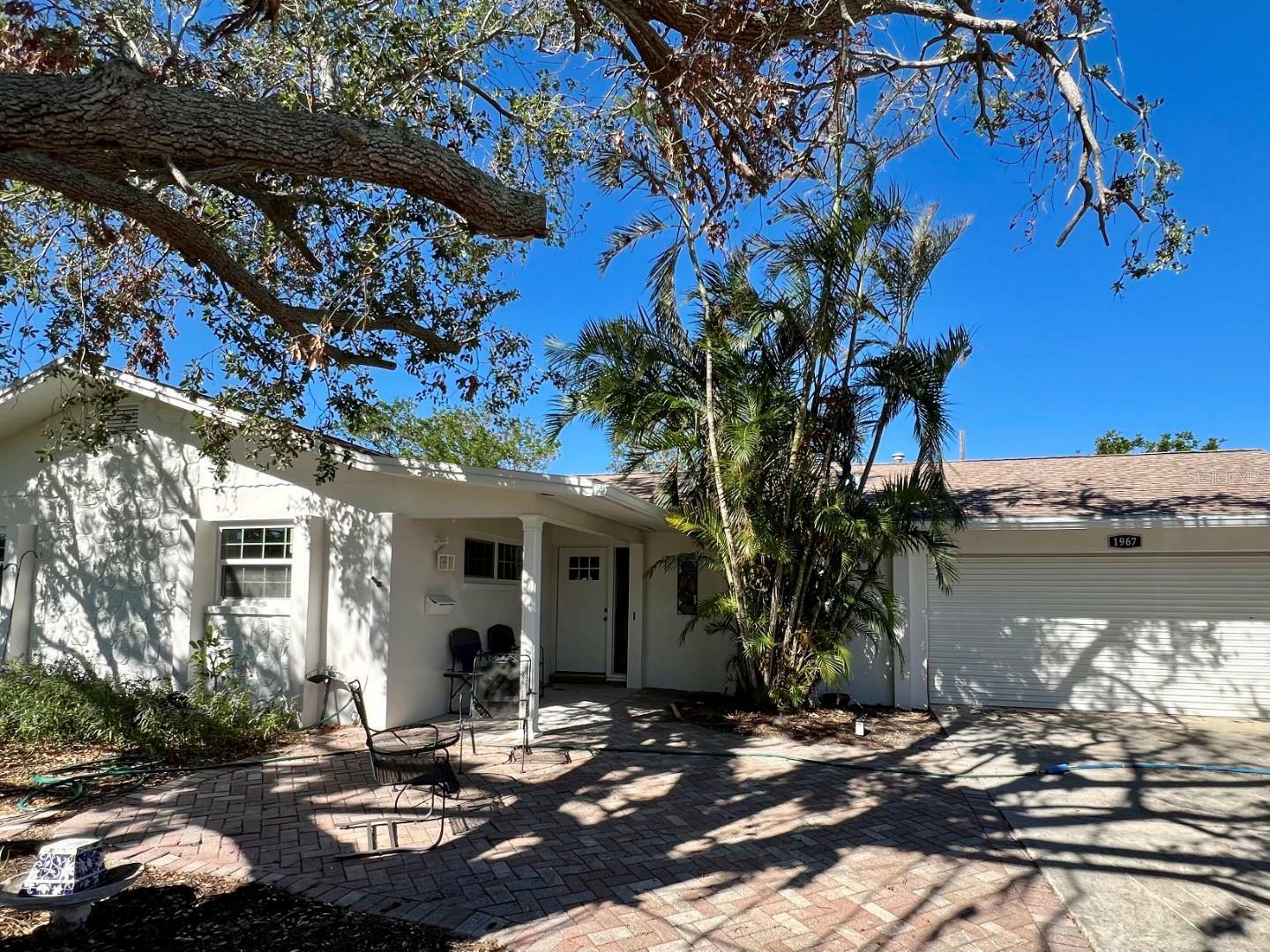 Property Photo: 1967 Montana Avenue NE FL 33703
