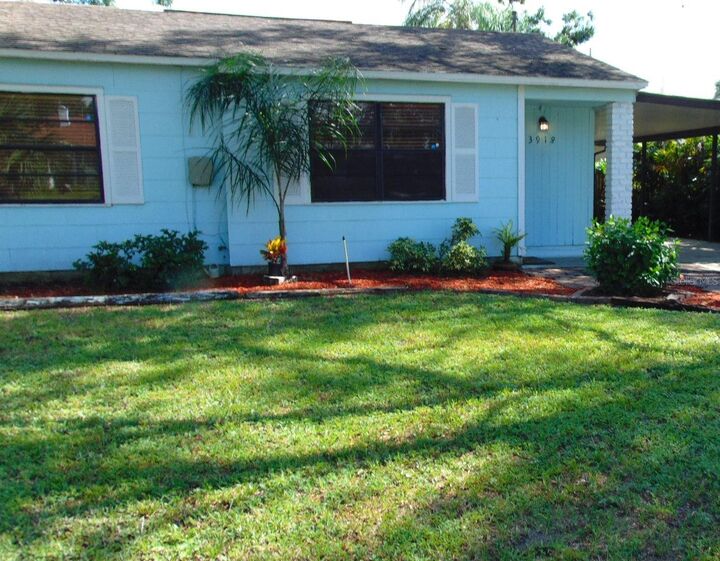 Property Photo: 3918 W Fig Street FL 33609