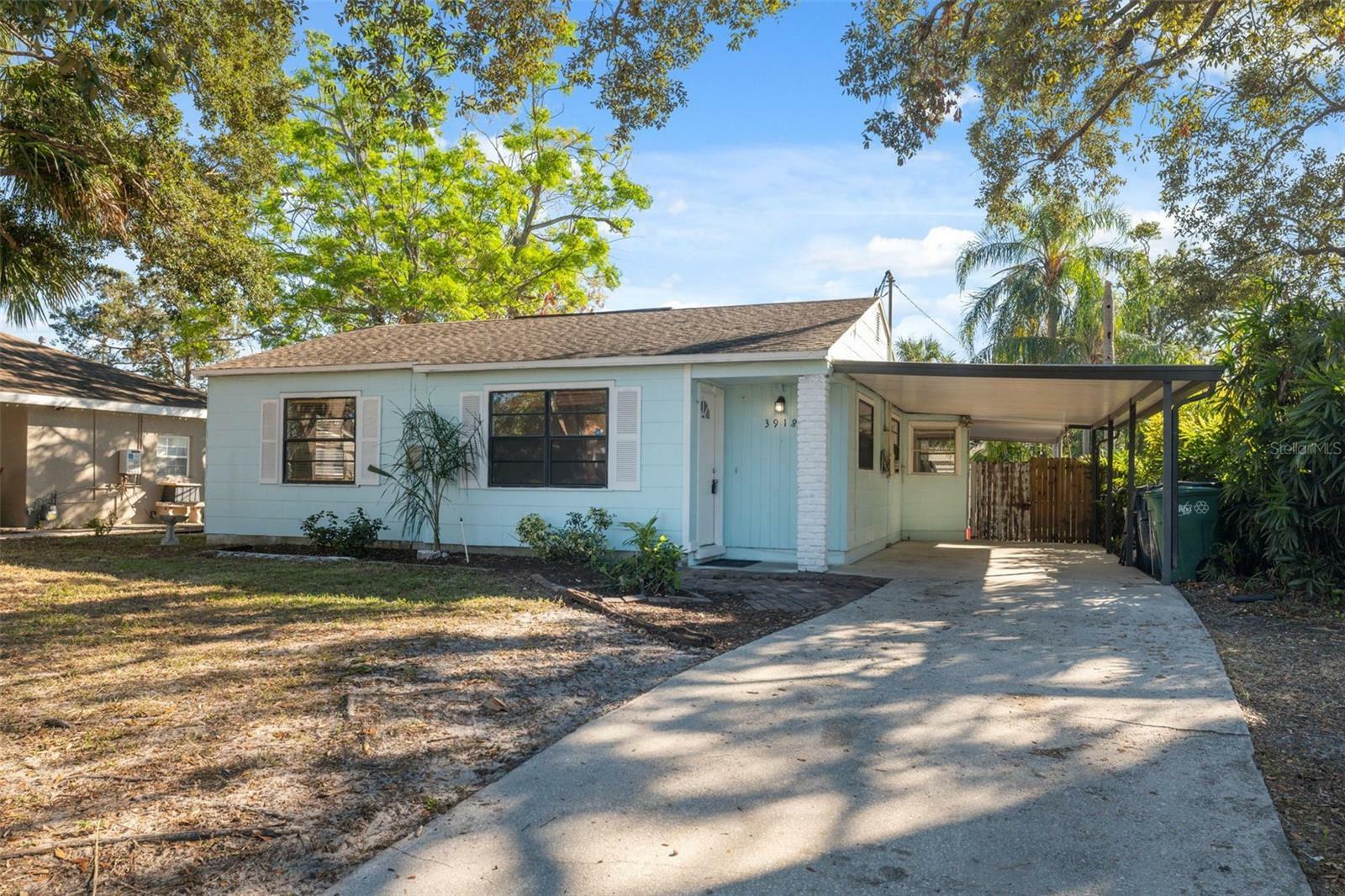 Property Photo:  3918 W Fig Street  FL 33609 