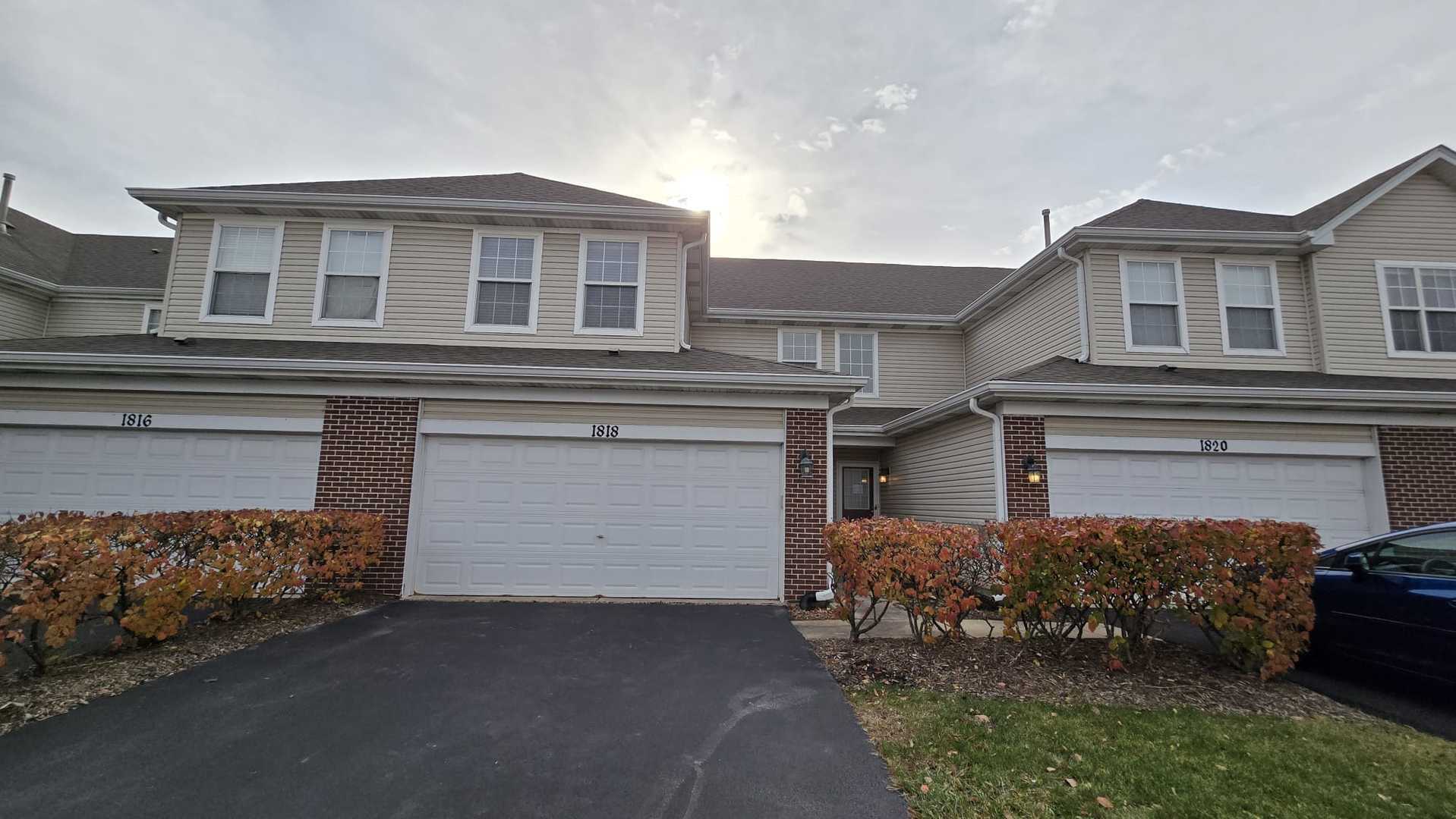 1818 Golden Gate Lane 4  Naperville IL 60563 photo