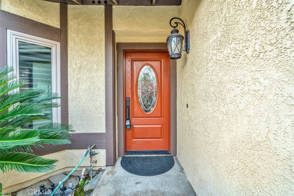 Property Photo:  1410 Daylily Street  CA 91784 