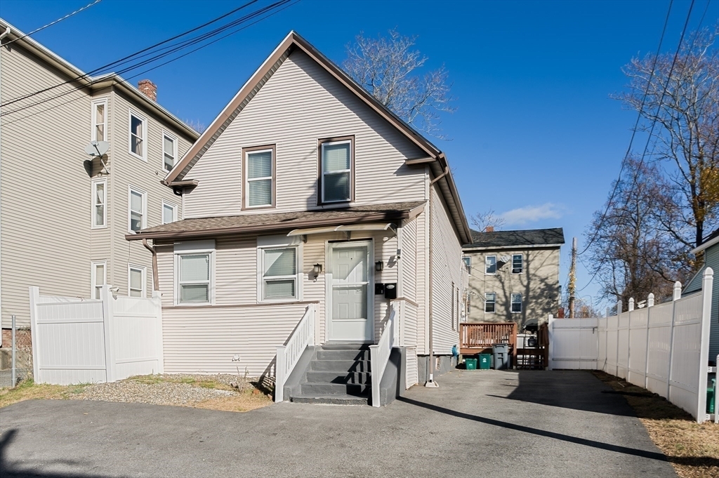 Property Photo:  3 Hecla Street  MA 01604 