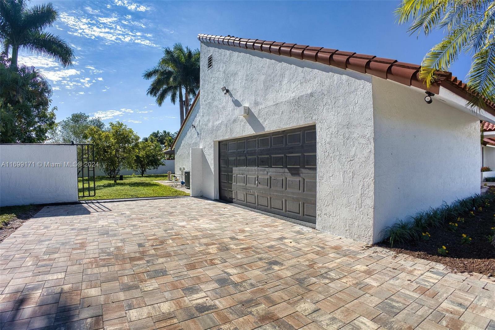 Property Photo:  10440 NW 133rd St  FL 33018 