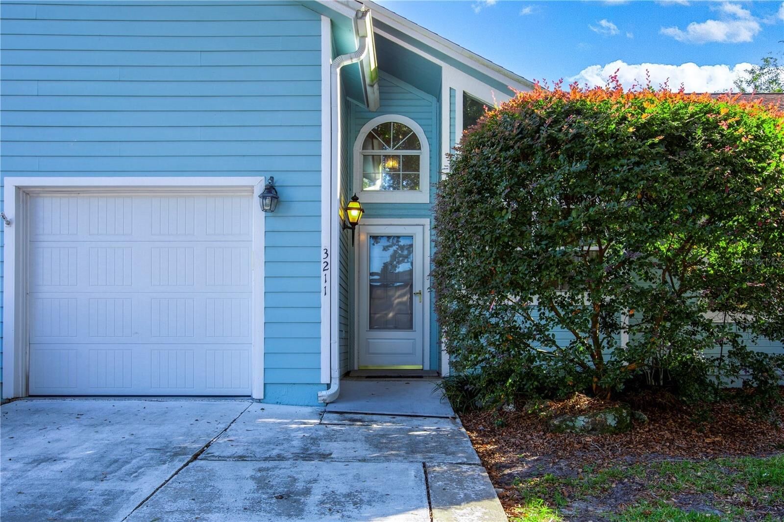 Property Photo: 3211 NW 103rd Drive FL 32606