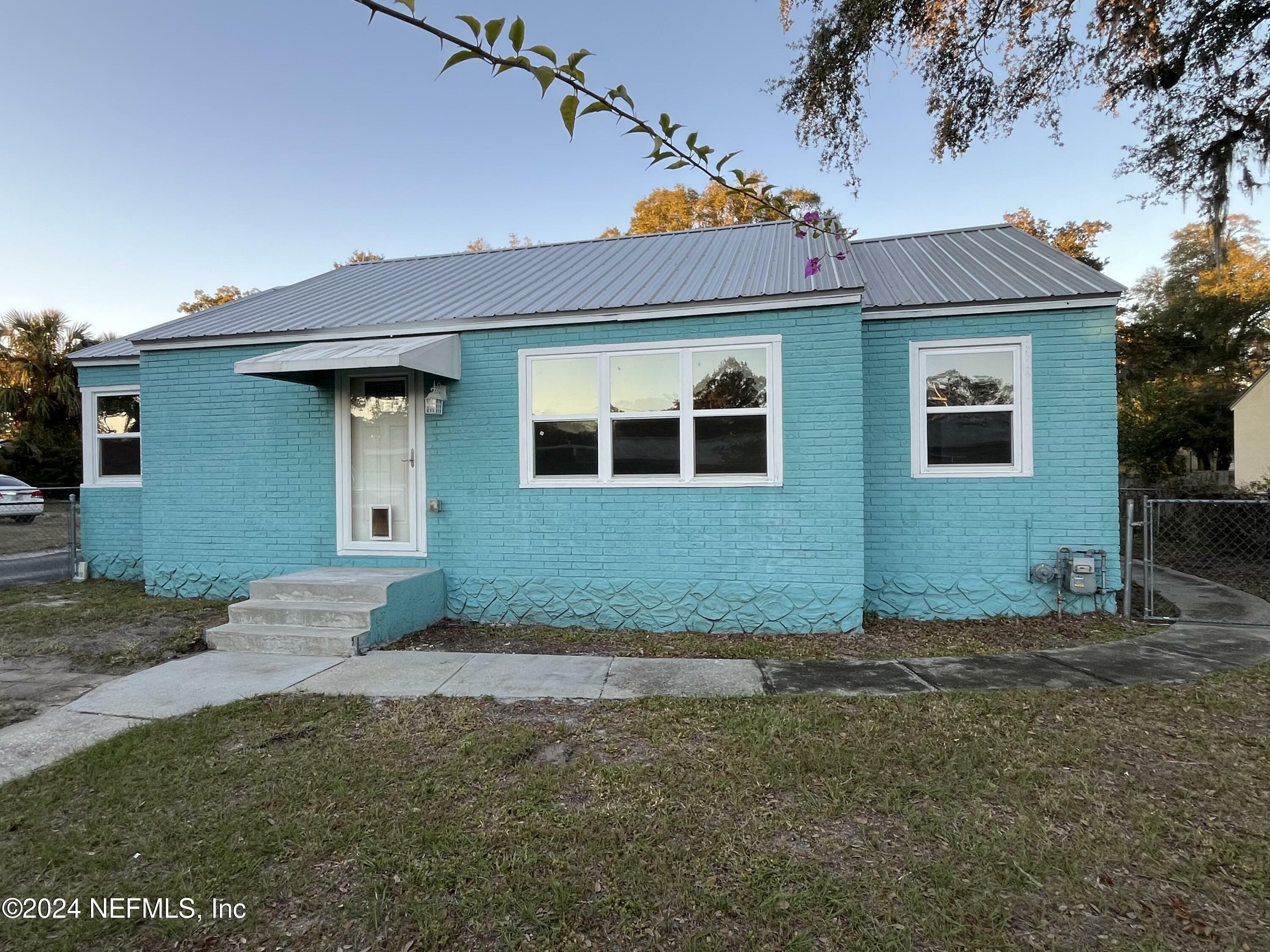 2414 Crill Avenue  Palatka FL 32177 photo