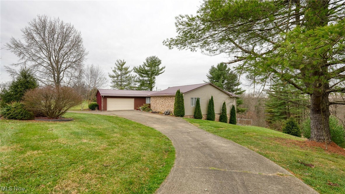 Property Photo:  3900 Dietz Lane  OH 43701 