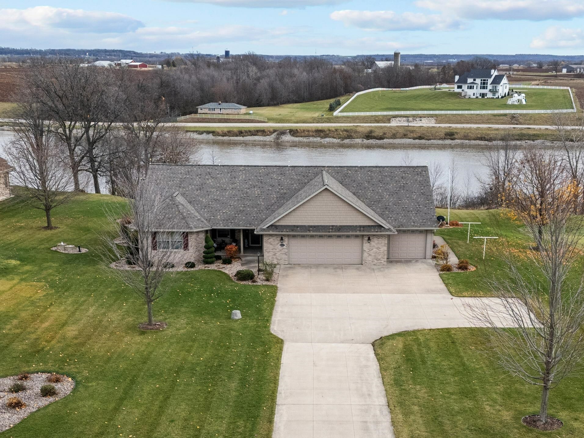 Property Photo:  4207 Lost Dauphin Road  WI 54115 