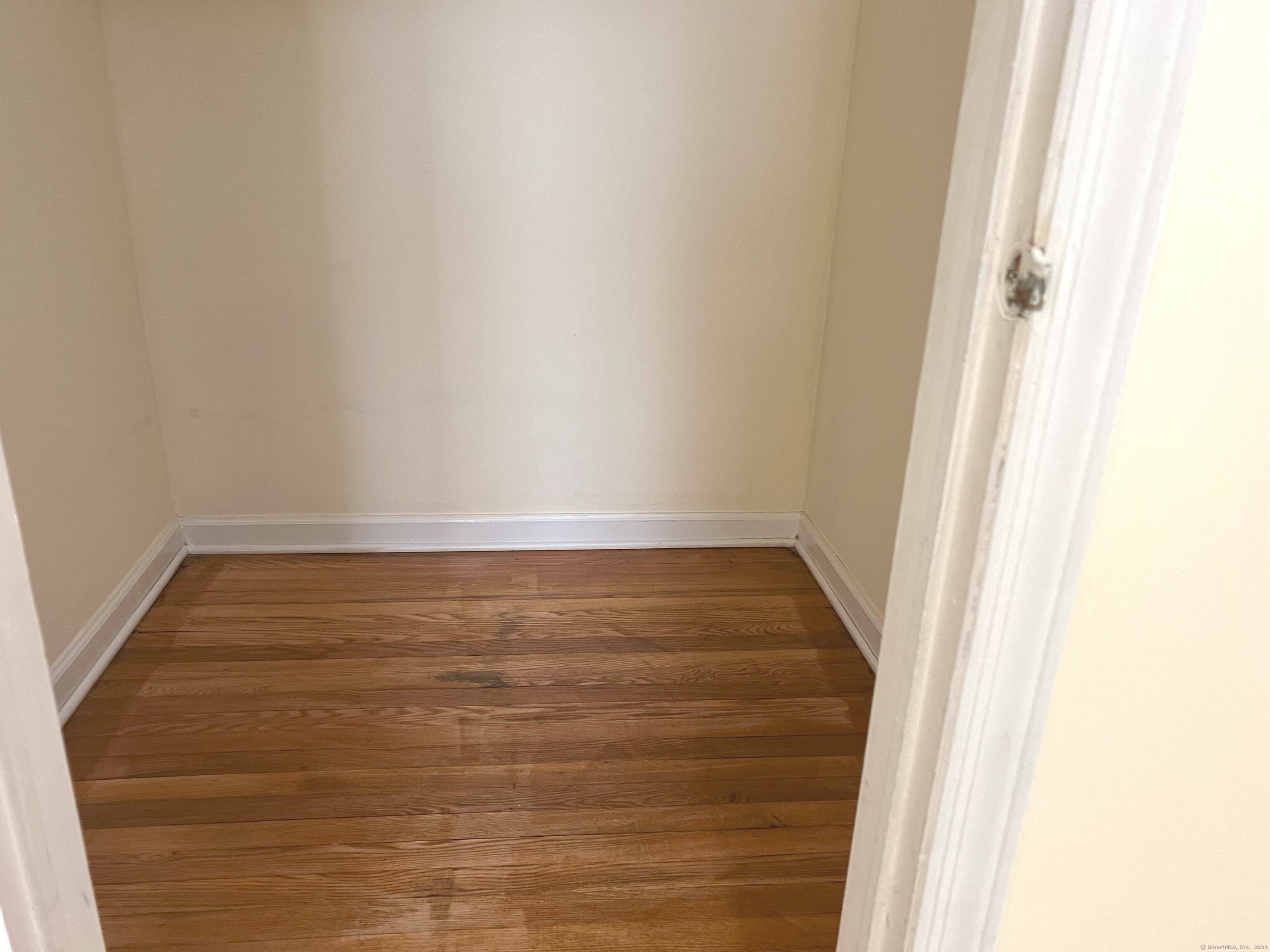 Property Photo:  1044 Campbell Avenue 3A  CT 06516 