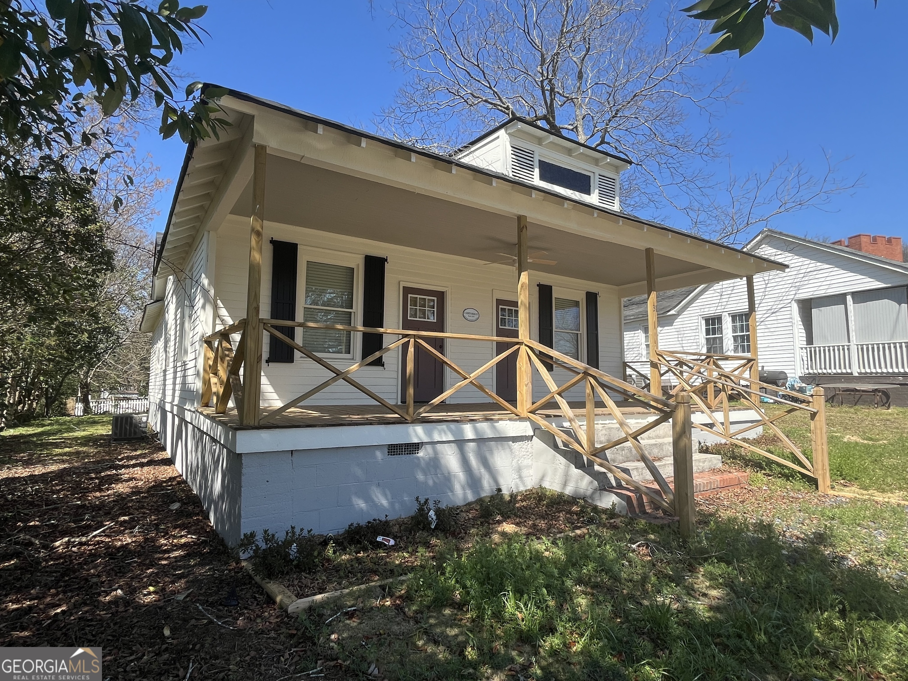 Property Photo:  31 N Broad Street  GA 30014 