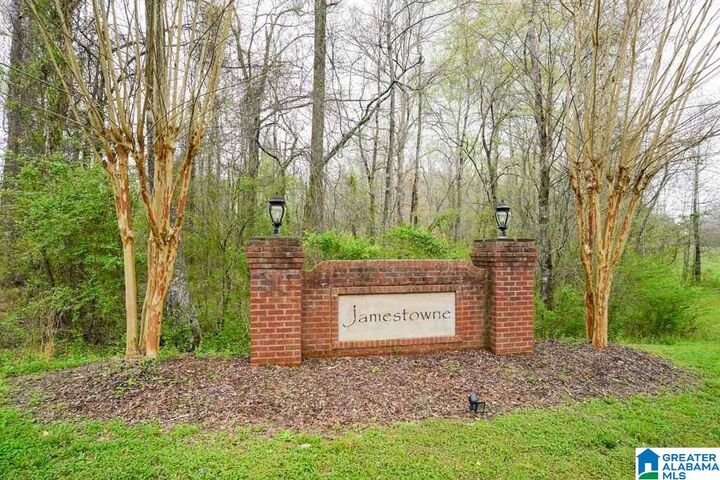 7546 Colonial Trace Circle 11  Bessemer AL 35022 photo