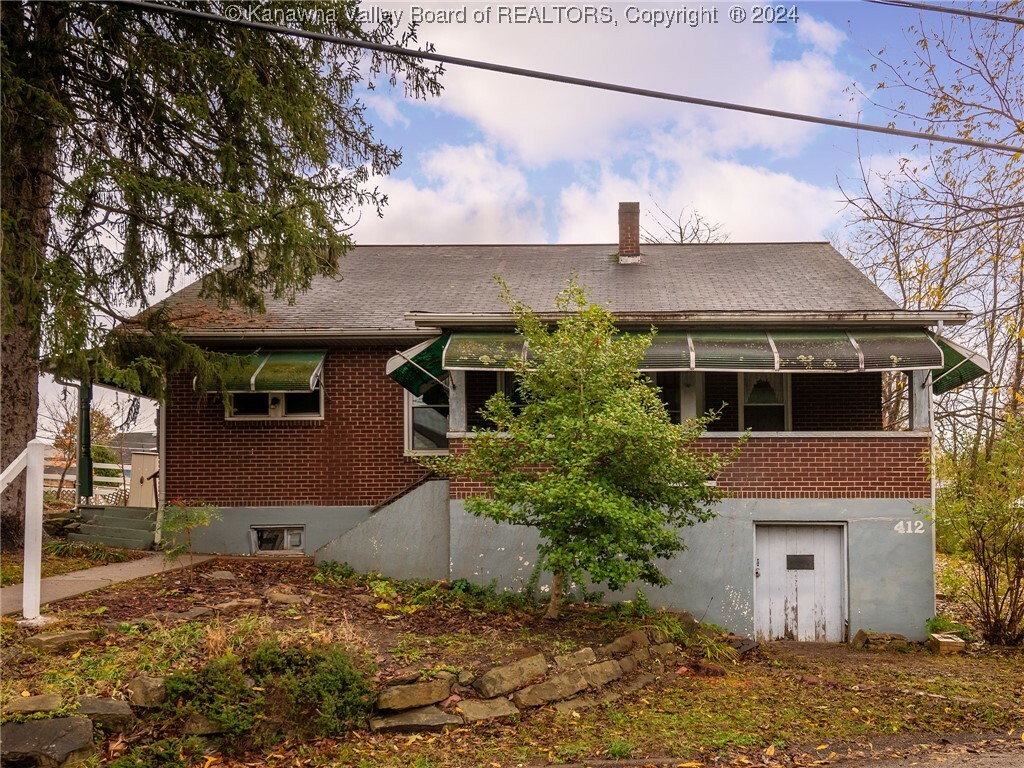 Property Photo:  412 C Street  WV 25177 