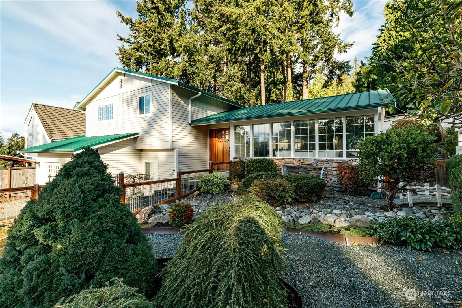 Property Photo:  1415  Manor Way  WA 98249 