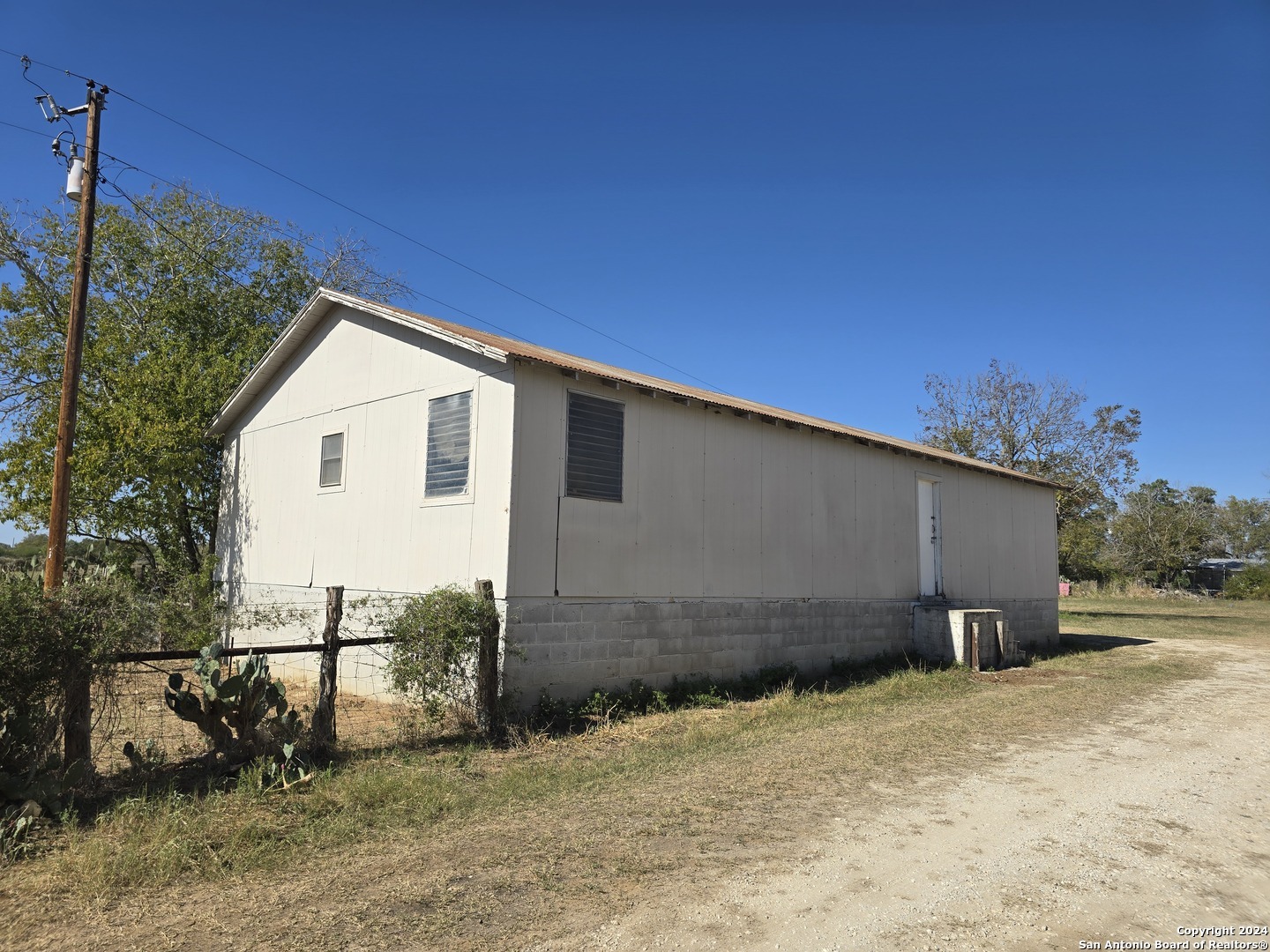 Property Photo:  0 County Road 664  TX 78016 