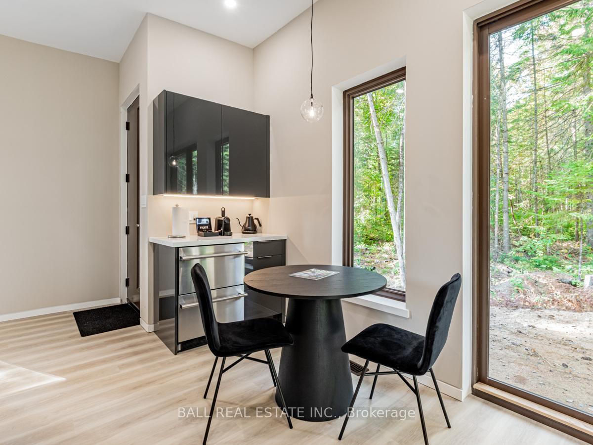 Property Photo: 4727 Elephant Lake Road Unit 16 ON K0L 1X0