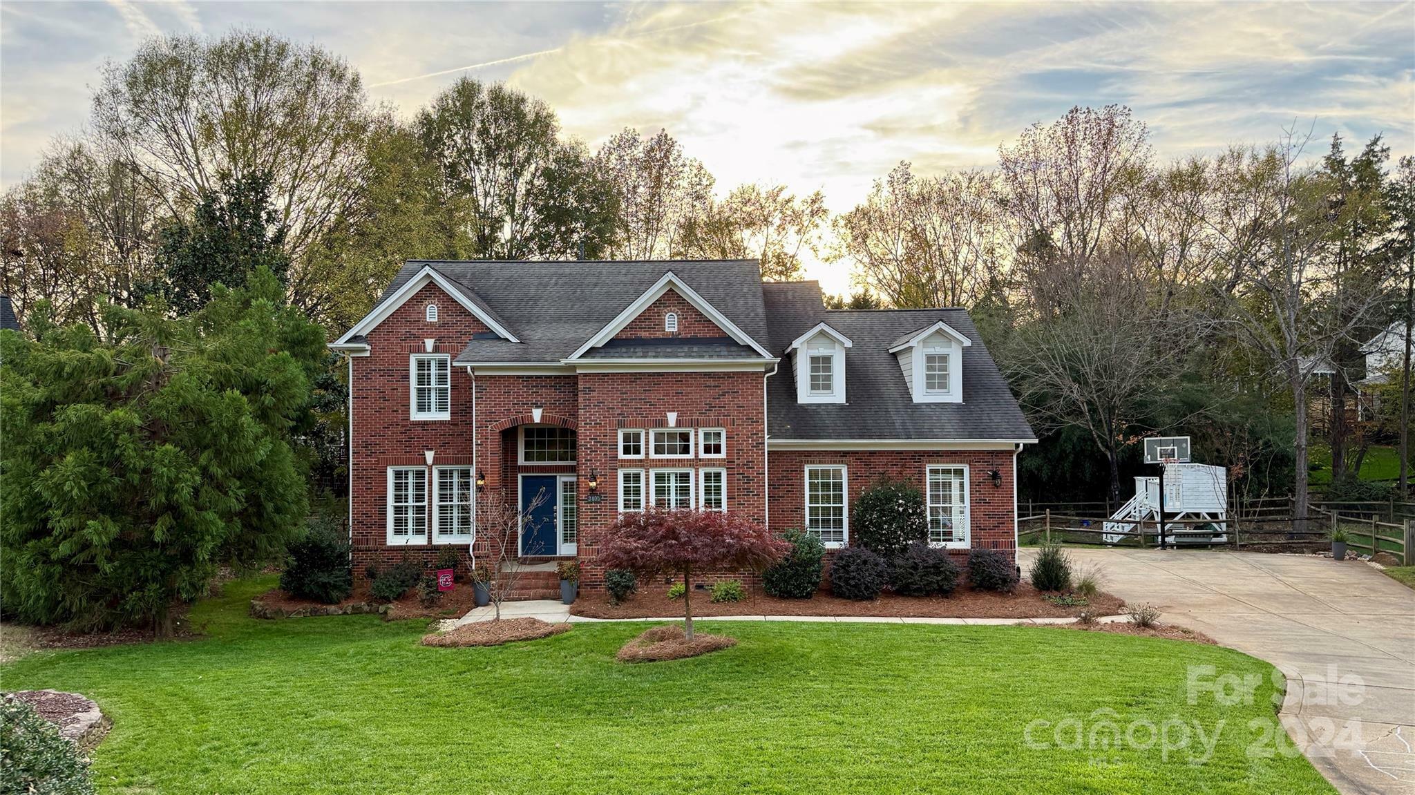 3405 Abbey Hill Lane  Charlotte NC 28210 photo