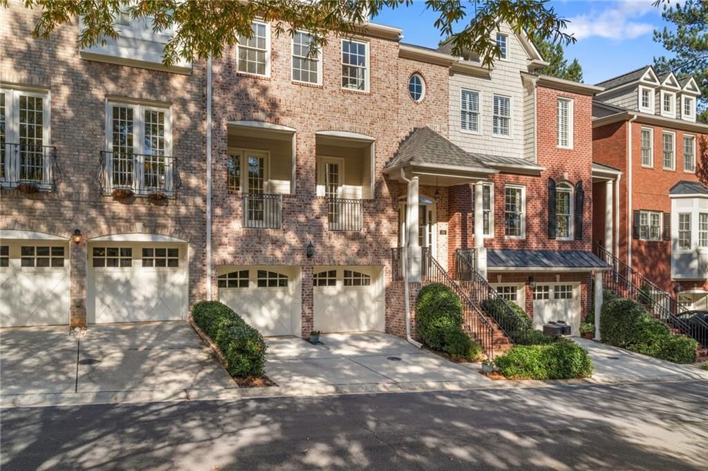 Property Photo:  138 Reddington Place  GA 30328
