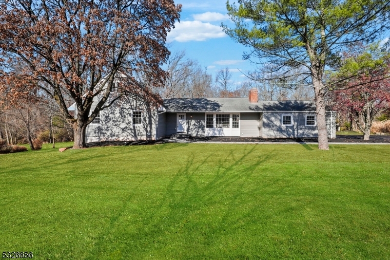 Property Photo:  955 Ardsley Ln  NJ 08807 