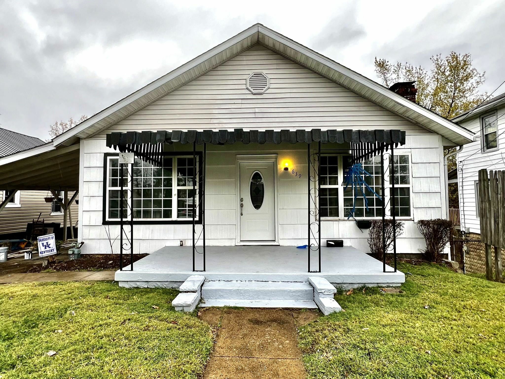 Property Photo:  639 Gartrell St J-7  KY 41101 