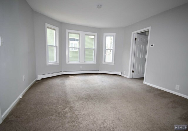 Property Photo:  323 Maple Avenue 1  NJ 07649 