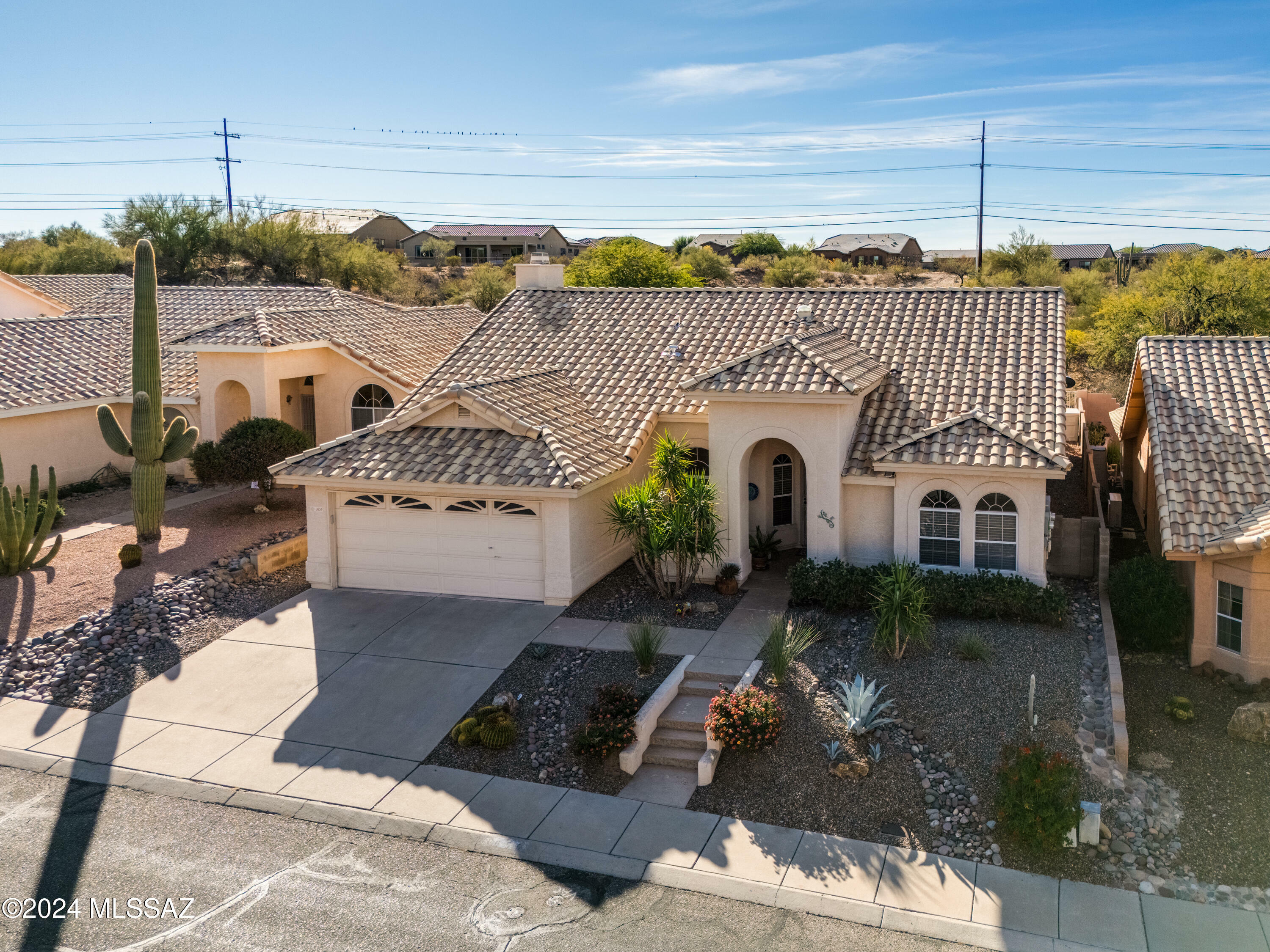 Property Photo:  1655 W Sunridge Drive  AZ 85704 