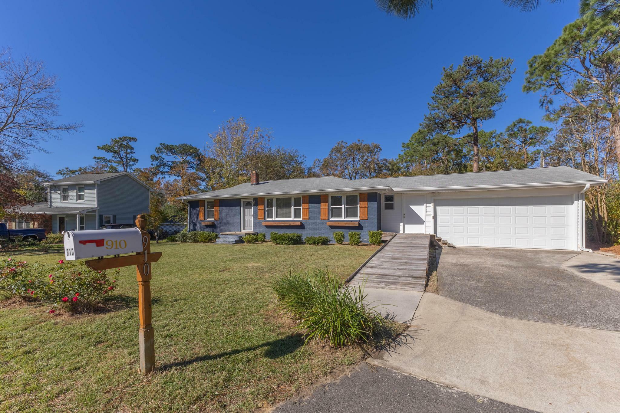 Property Photo:  910 Bonnie Lane  SC 29803 