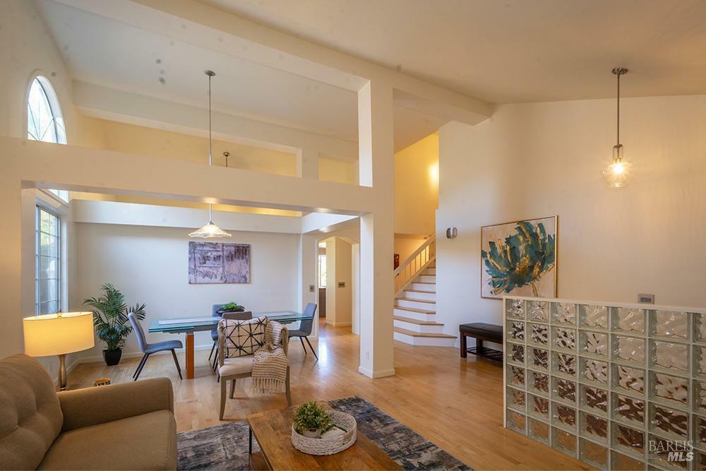 Property Photo:  225 La Quinta Drive  CA 95492 