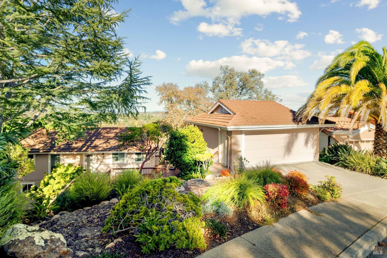 Property Photo: 136 Drakewood Place CA 94947