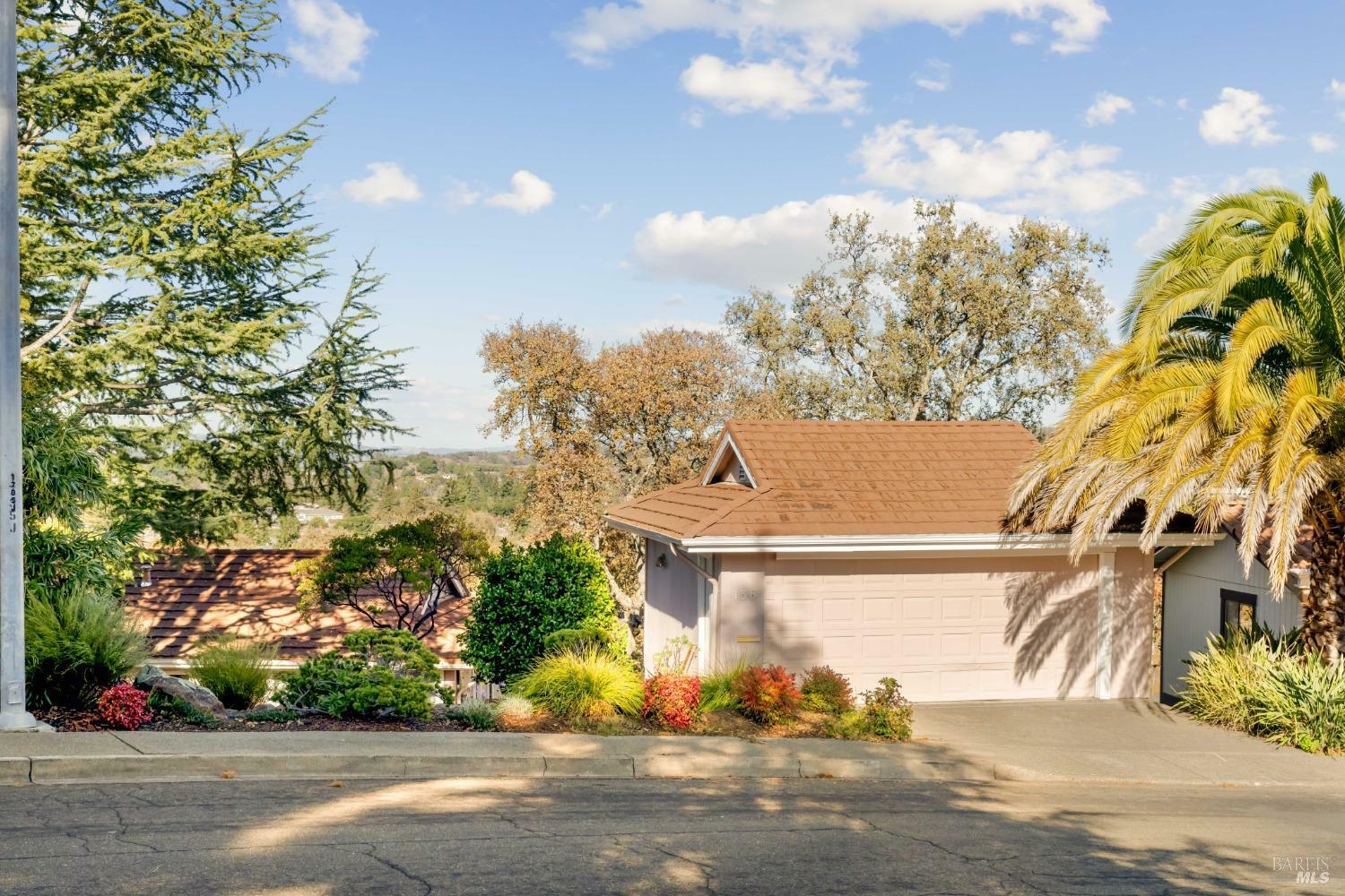 Property Photo:  136 Drakewood Place  CA 94947 