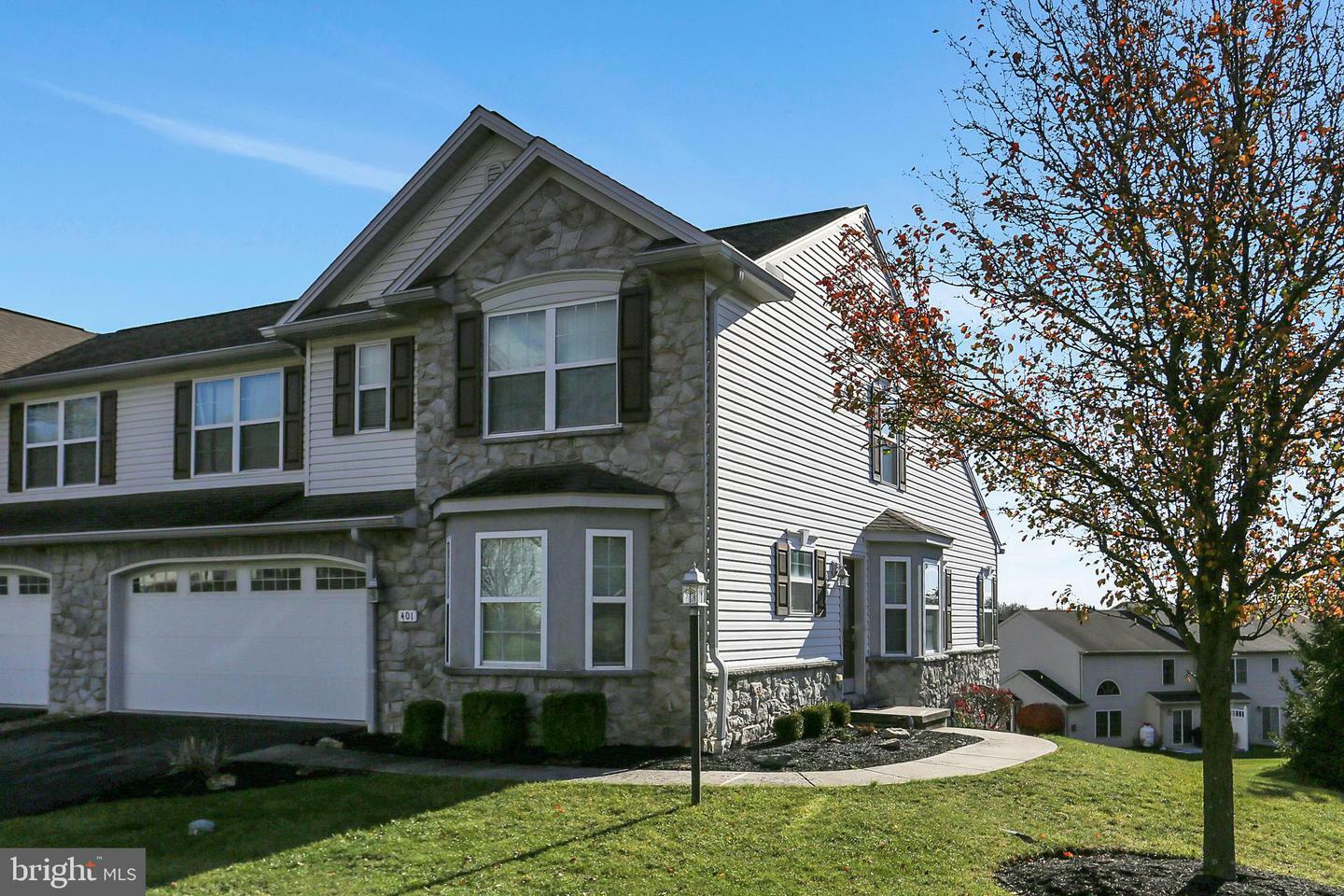 Property Photo:  401 Redbud Court  PA 17110 