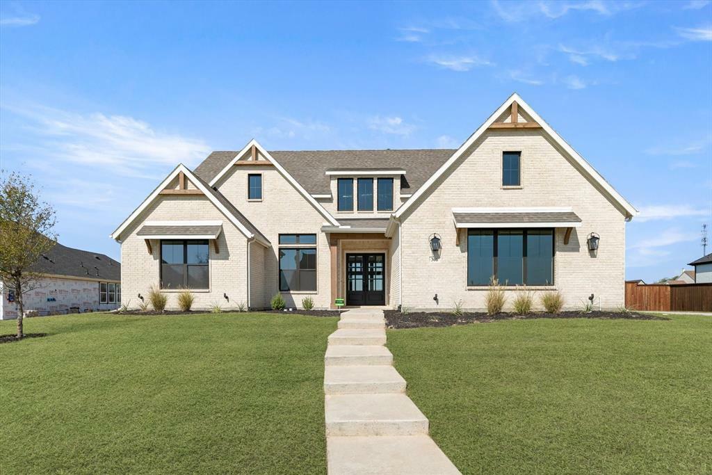 Property Photo:  306 Broadmoor Drive  TX 76052 