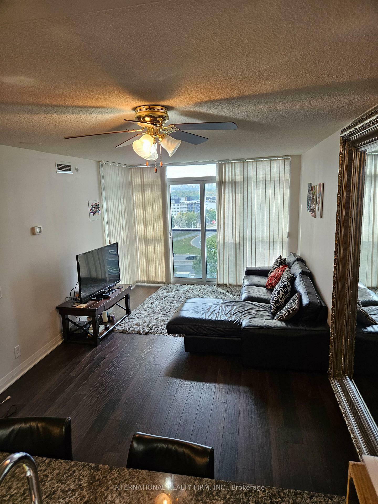 Property Photo: 1 Valhalla Inn Road N 1005 ON M9B 1S9
